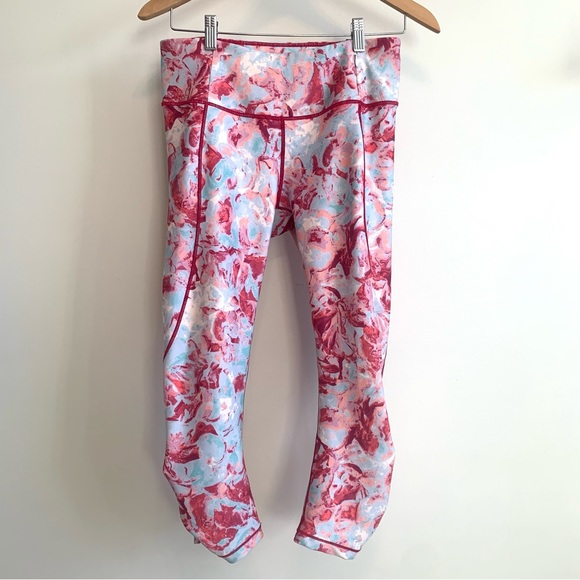 Calia Essential Crop Ruched Printed Tight Capri Coral Tempest Clouds Size M - Picture 4 of 10